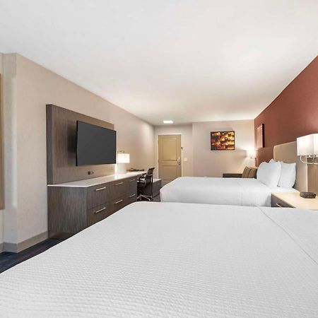 Best Western Plus Temecula Wine Country Hotel & Suites Buitenkant foto