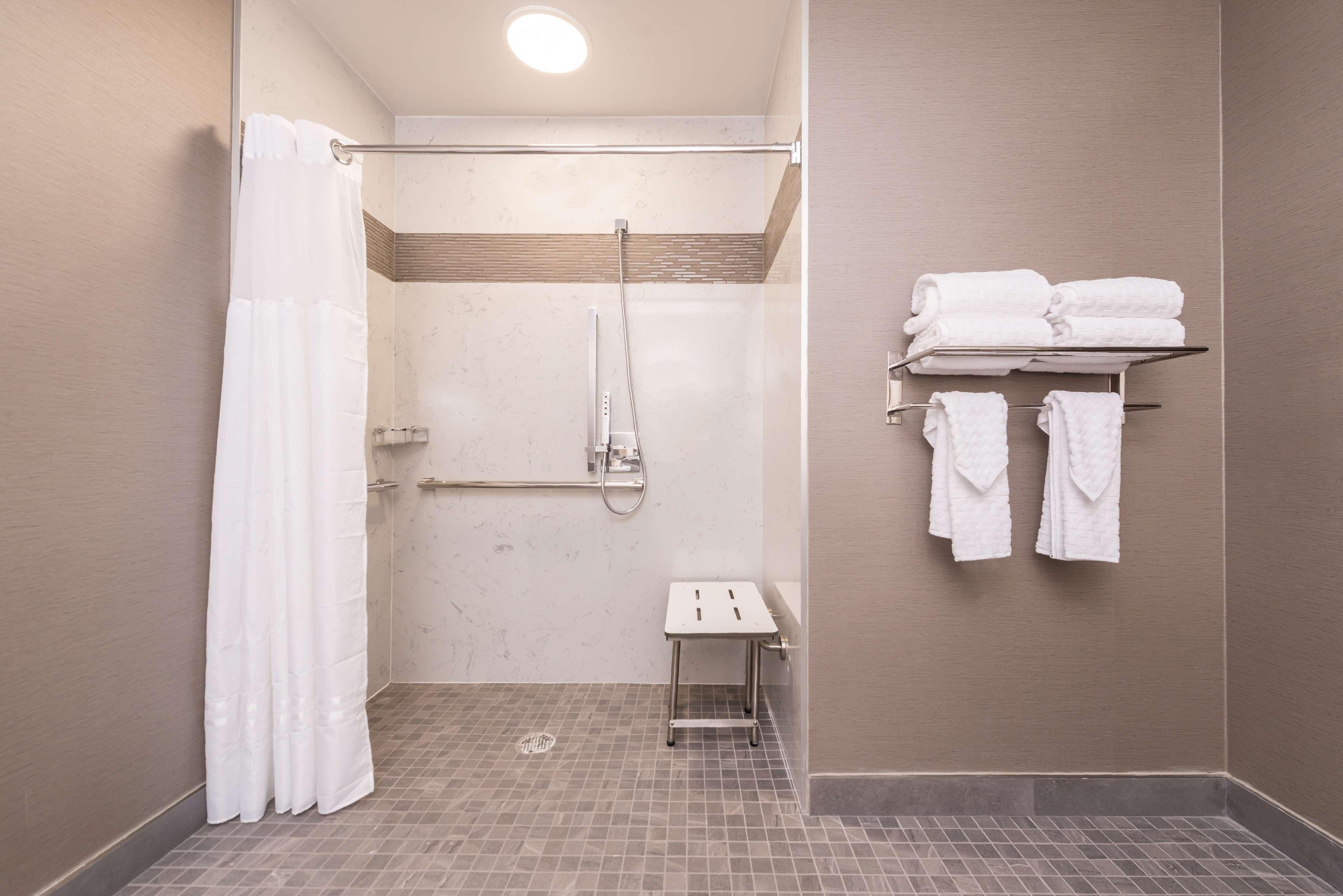 Best Western Plus Temecula Wine Country Hotel & Suites Buitenkant foto