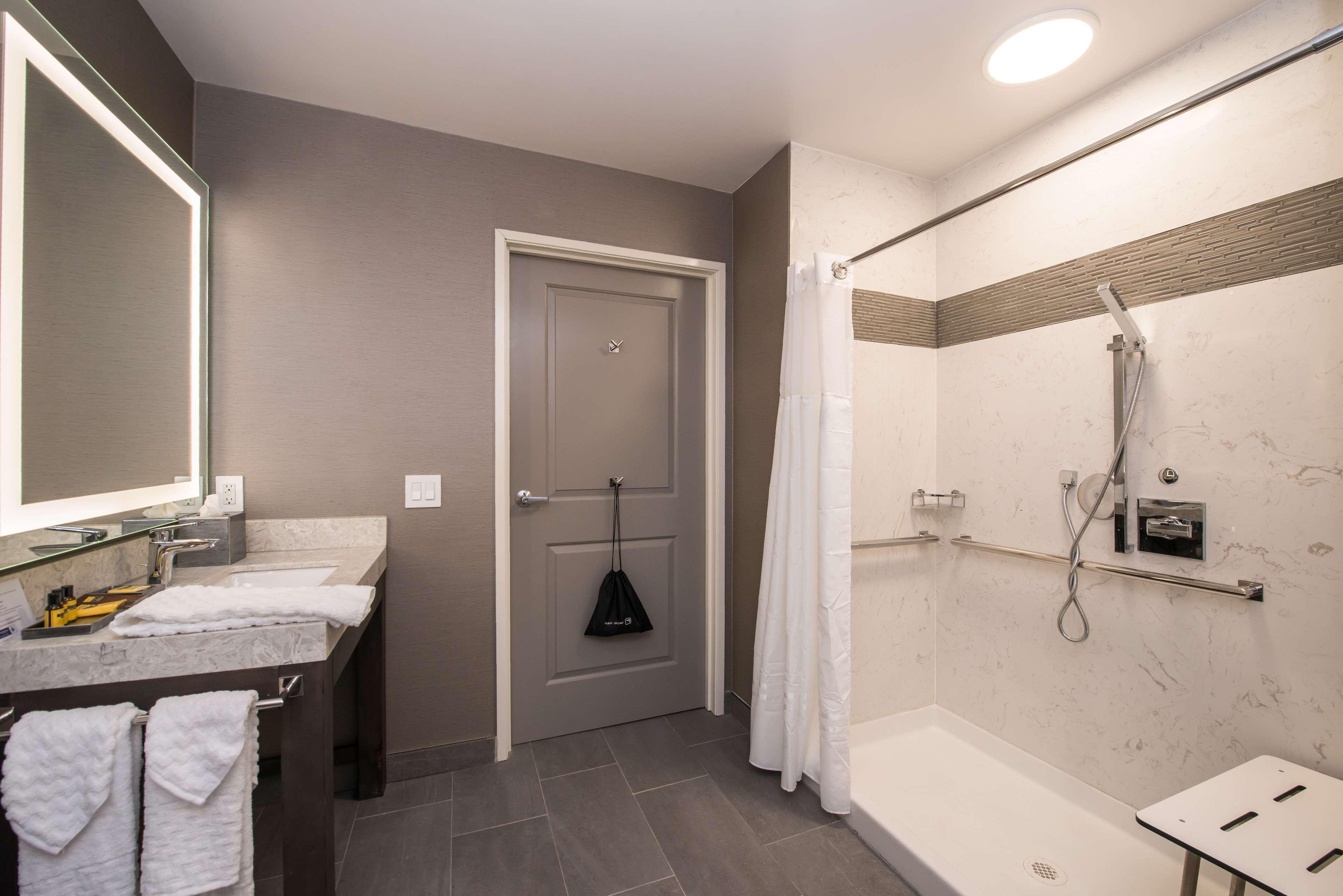 Best Western Plus Temecula Wine Country Hotel & Suites Buitenkant foto