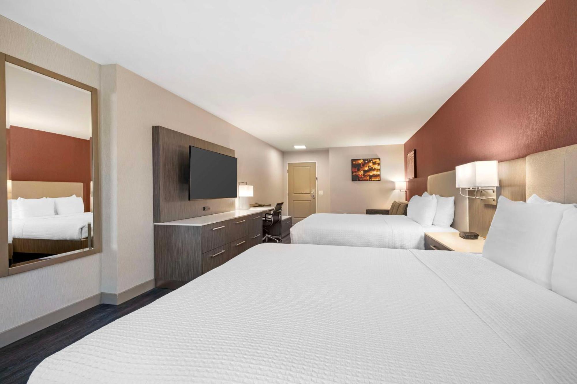 Best Western Plus Temecula Wine Country Hotel & Suites Buitenkant foto
