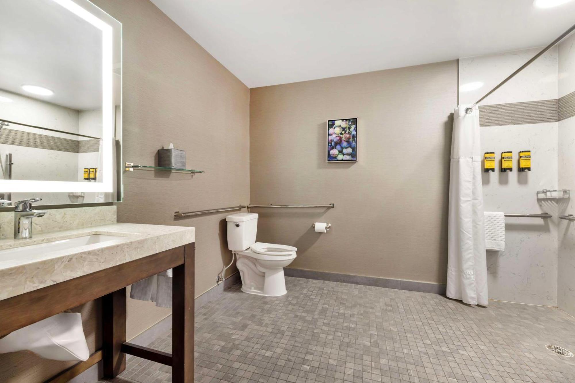 Best Western Plus Temecula Wine Country Hotel & Suites Buitenkant foto