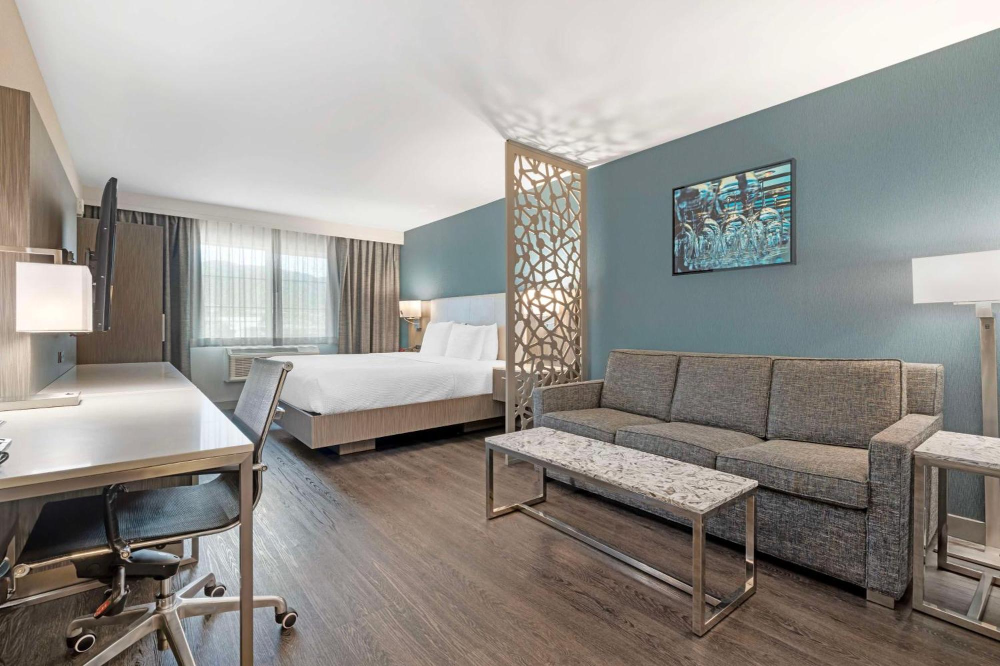 Best Western Plus Temecula Wine Country Hotel & Suites Buitenkant foto